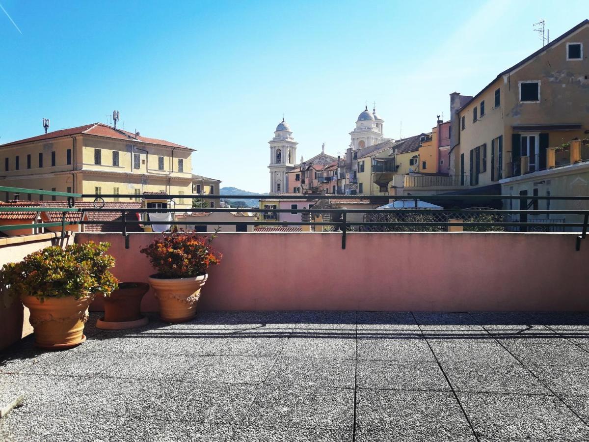 B&B Il Filo Di Arianna Imperia Exteriör bild
