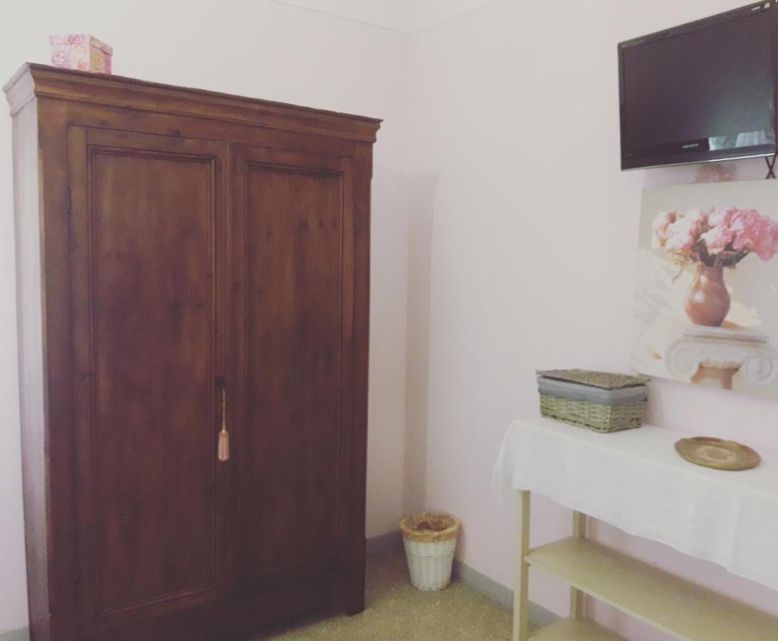 B&B Il Filo Di Arianna Imperia Exteriör bild